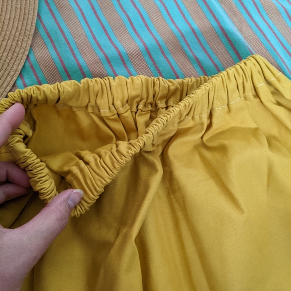 3/12💚Handmade Yellow Skirt (flexible size!) - Picture 3 of 6